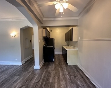 1033 W Loyola Avenue - Photo Thumbnail 5