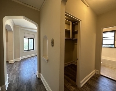 1033 W Loyola Avenue - Photo Thumbnail 11
