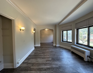 1033 W Loyola Avenue - Photo Thumbnail 2