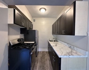 1033 W Loyola Avenue - Photo Thumbnail 7