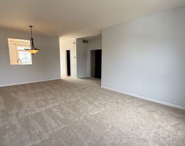 5305 Cobblers Crossing - Photo Thumbnail 6