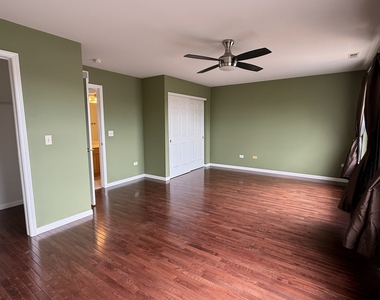 5305 Cobblers Crossing - Photo Thumbnail 10