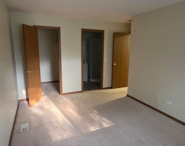 620 Mallard Court - Photo Thumbnail 13
