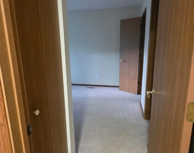 620 Mallard Court - Photo Thumbnail 12