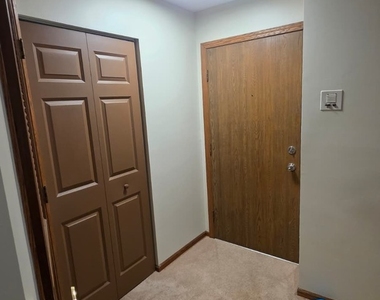 620 Mallard Court - Photo Thumbnail 6