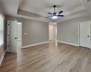 3163 Oak Springs Way - Photo Thumbnail 8