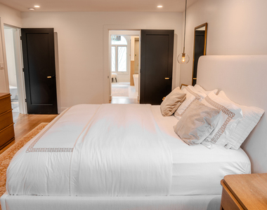 4738 W Pratt Avenue - Photo Thumbnail 16