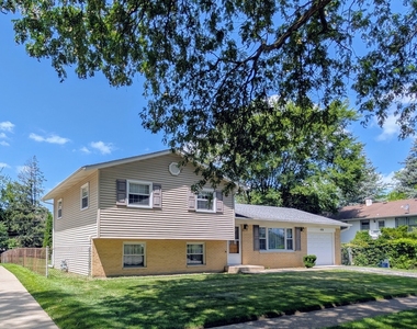 476 Raupp Boulevard - Photo Thumbnail 19