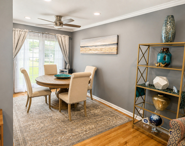476 Raupp Boulevard - Photo Thumbnail 1