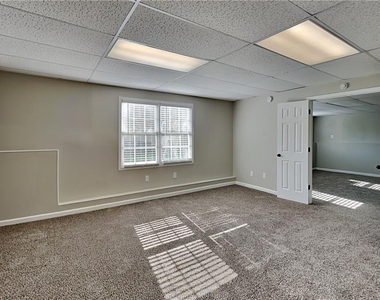 3146 Crestmont Way Nw - Photo Thumbnail 10