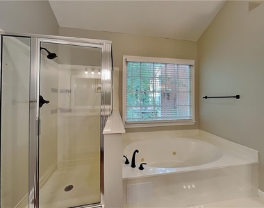 3146 Crestmont Way Nw - Photo Thumbnail 19