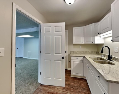 3146 Crestmont Way Nw - Photo Thumbnail 6