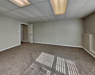3146 Crestmont Way Nw - Photo Thumbnail 9