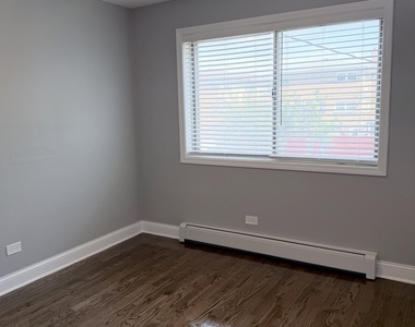 2069 N 18th Avenue - Photo Thumbnail 12