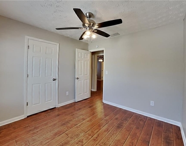 3544 Willgrove Way - Photo Thumbnail 12