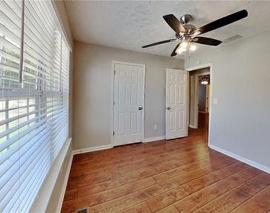 3544 Willgrove Way - Photo Thumbnail 11