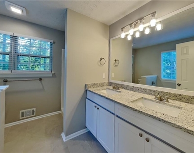 3544 Willgrove Way - Photo Thumbnail 9