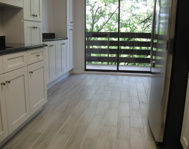 2020 Chestnut Avenue - Photo Thumbnail 7