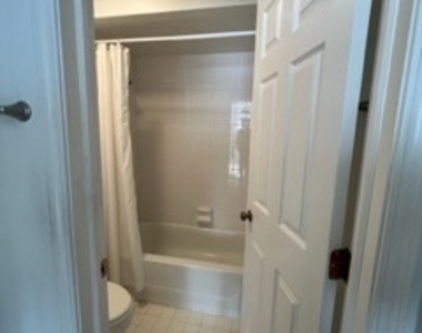 2020 Chestnut Avenue - Photo Thumbnail 16