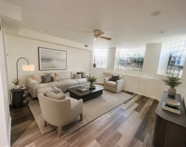 5138 S Kenwood Street - Photo Thumbnail 2