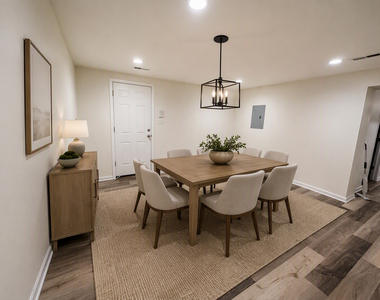 5138 S Kenwood Street - Photo Thumbnail 4