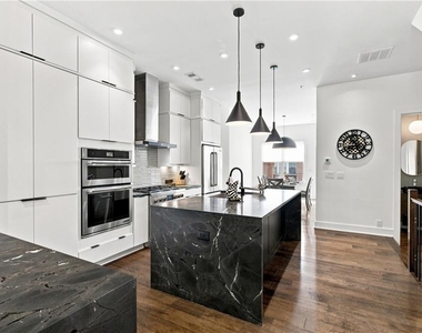 3573 Parkside Way - Photo Thumbnail 7