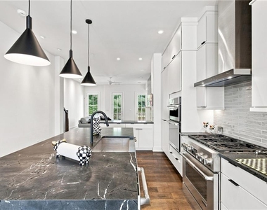 3573 Parkside Way - Photo Thumbnail 11