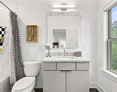 3573 Parkside Way - Photo Thumbnail 30