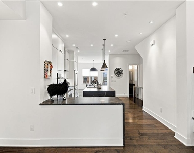 3573 Parkside Way - Photo Thumbnail 5