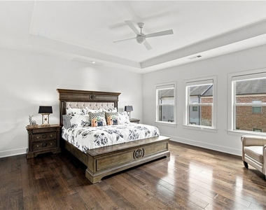 3573 Parkside Way - Photo Thumbnail 19