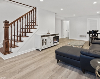 2347 W Altgeld Street - Photo Thumbnail 13