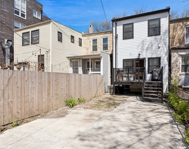 2347 W Altgeld Street - Photo Thumbnail 16