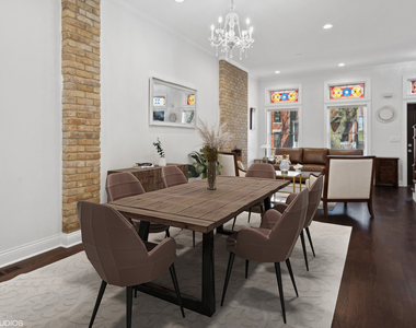 2347 W Altgeld Street - Photo Thumbnail 3