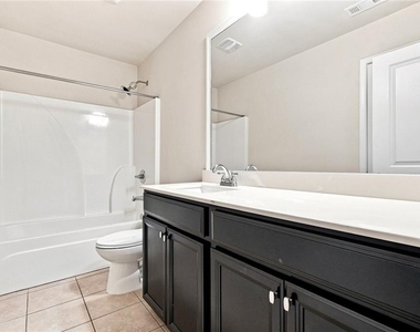 4615 Woodbine Way - Photo Thumbnail 15