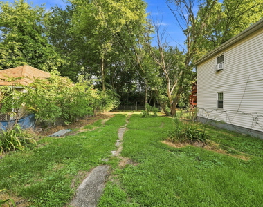 310 E 138th Street - Photo Thumbnail 24