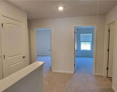 23 Berryville Drive - Photo Thumbnail 9