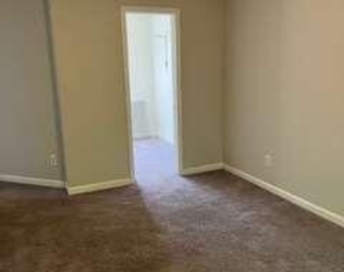 5335 Willow Park Boulevard - Photo Thumbnail 13