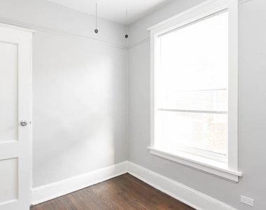 1251 W Rosemont Avenue - Photo Thumbnail 13