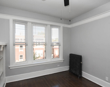 1251 W Rosemont Avenue - Photo Thumbnail 5
