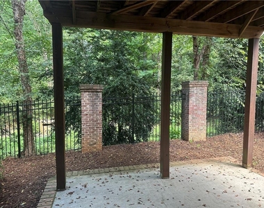 6032 Coldwater Point - Photo Thumbnail 36