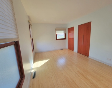342 W Jervey Lane - Photo Thumbnail 17
