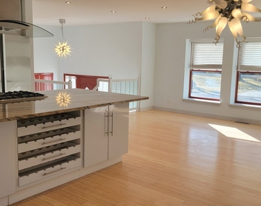 342 W Jervey Lane - Photo Thumbnail 6