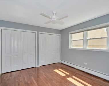 9628 Kilpatrick Avenue - Photo Thumbnail 12