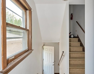 9628 Kilpatrick Avenue - Photo Thumbnail 20