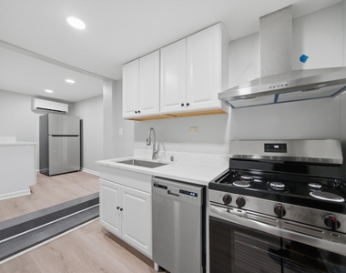 1624 S 59th Court - Photo Thumbnail 9
