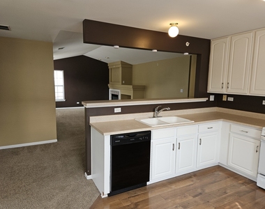 2243 Rockefeller Drive - Photo Thumbnail 4