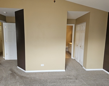 2243 Rockefeller Drive - Photo Thumbnail 25