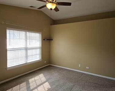 2243 Rockefeller Drive - Photo Thumbnail 23