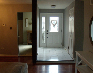 61 Westwood Square - Photo Thumbnail 2
