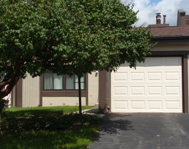 61 Westwood Square - Photo Thumbnail 1